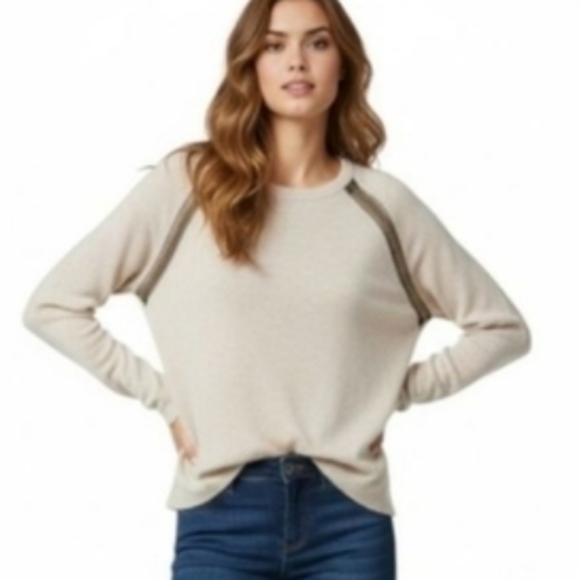 RACHEL Rachel Roy Cream Relaxed Embellished Sweater Size Small - Picture 1 of 11
